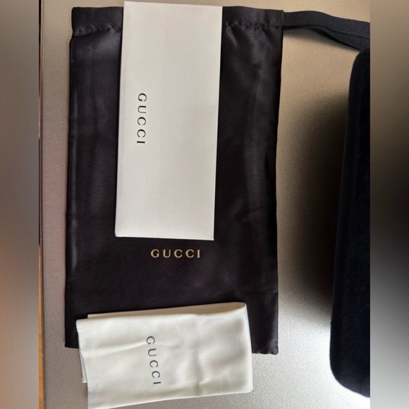 Gucci Women's Black Round Sunglasses NEW!!!! - Picture 7 of 7